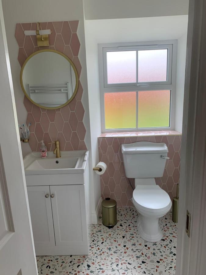 Toms Cottage Longford Bagian luar foto