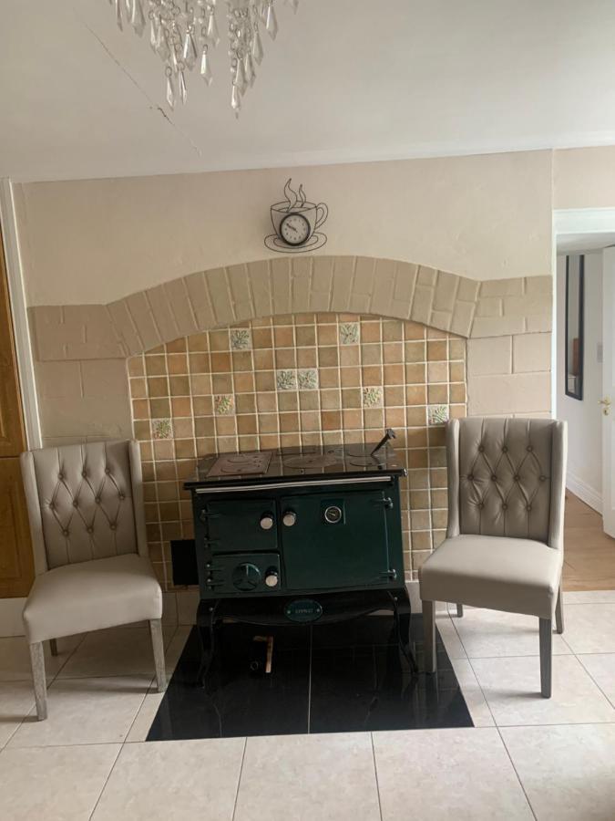 Toms Cottage Longford Bagian luar foto